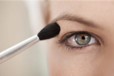 top Waardeloos Verminderen Make-up tips bij hangende oogleden - Wellness Academie